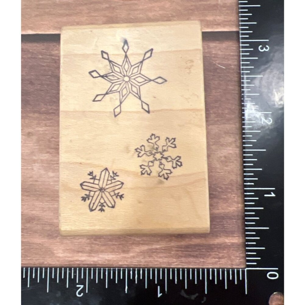 1986 Three-In-One Snowflake W.M. Rubber Stamp By Great Impressions D110